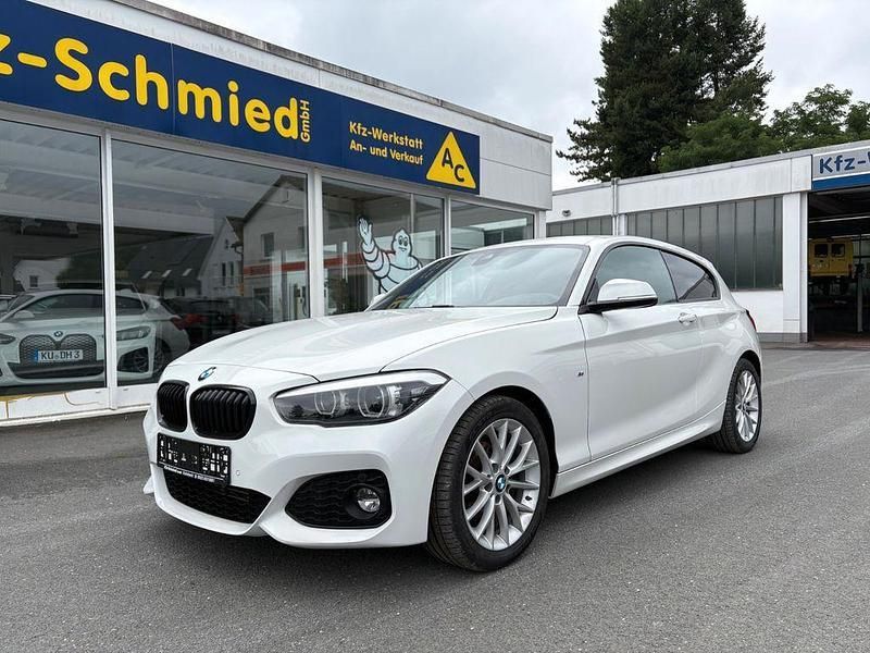 Weiß Gebraucht 2019 BMW 118 M Sport Kleinwagen | 16.800 € (Guter Preis) - Bild 1/4
