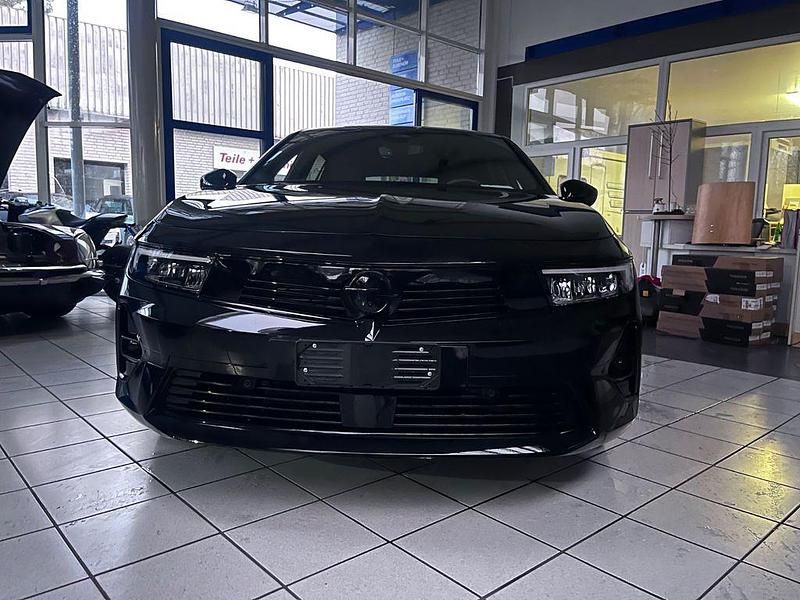 Gebraucht Opel Astra 131 PS (96 kW) 2025 Schwarz Kombi