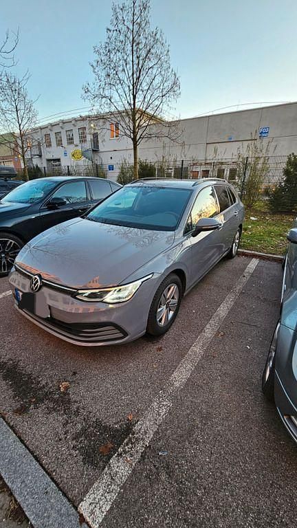 Gebraucht VW Golf VIII Active 150 PS (110 kW) 2021 Grau Kombi