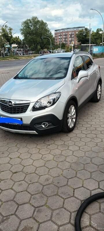 Grau Gebraucht 2016 Opel Mokka SUV | 12.500 € (Fairer Preis) - Bild 1/4