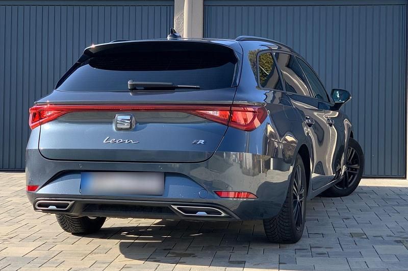 Gebraucht Seat Leon FR 131 PS (96 kW) 2020 Grau Kombi