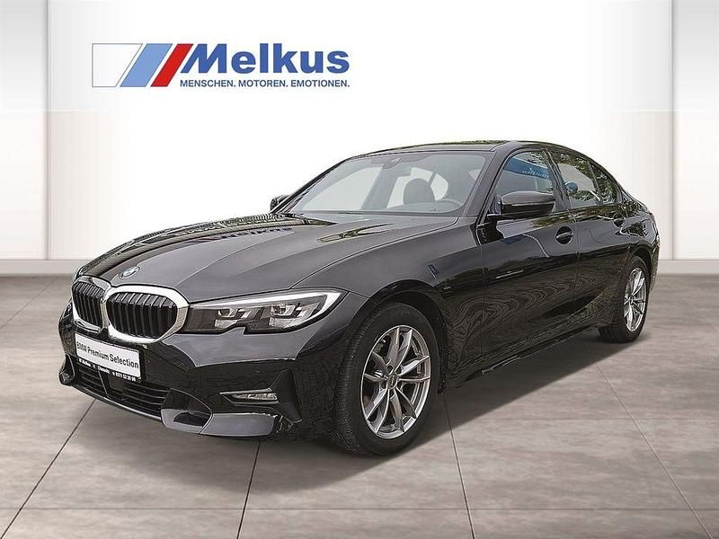 Schwarz Gebraucht 2020 BMW 318 Sport Line Limousine | 24.970 € (Etwas zu teuer) - Bild 1/4