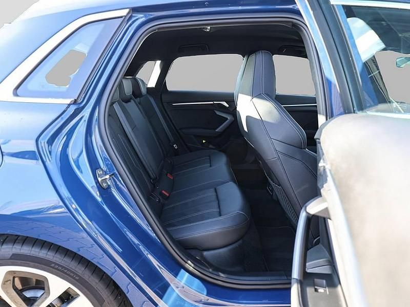 Gebraucht Audi S3 333 PS (244 kW) 2024 Blau Limousine