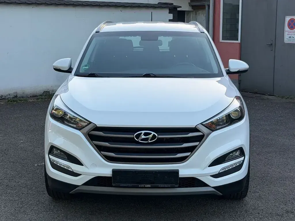 Gebraucht Hyundai Tucson Trend 116 PS (85 kW) 2017 Weiß SUV