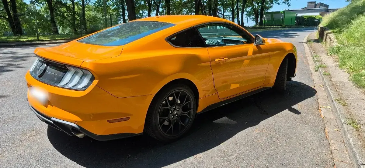 Gebraucht Ford Mustang 290 PS (213 kW) 2019 Orange Coupé