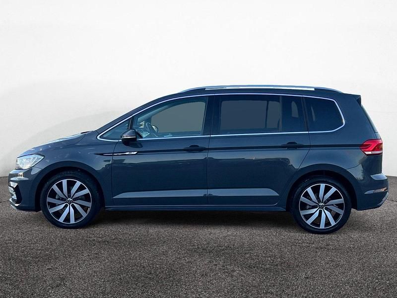 Gebraucht VW Touran Highline 150 PS (110 kW) 2025 Delfingrau Van / Kleinbus