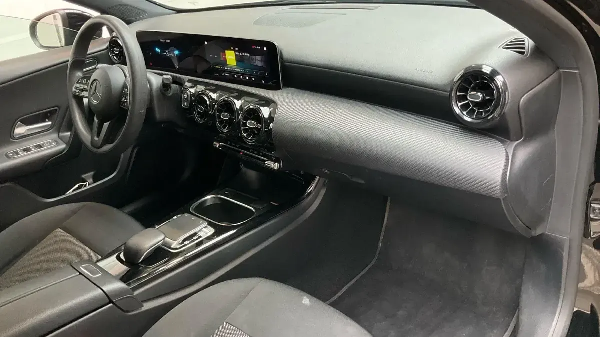 Gebraucht Mercedes A220 190 PS (139 kW) 2018 Schwarz Limousine