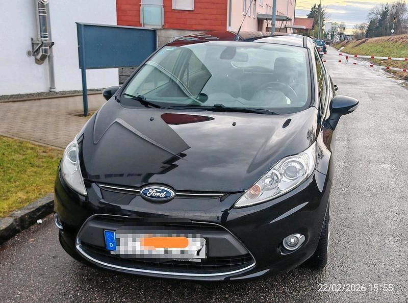 Gebraucht Ford Fiesta Trend 97 PS (71 kW) 2012 Schwarz Kleinwagen