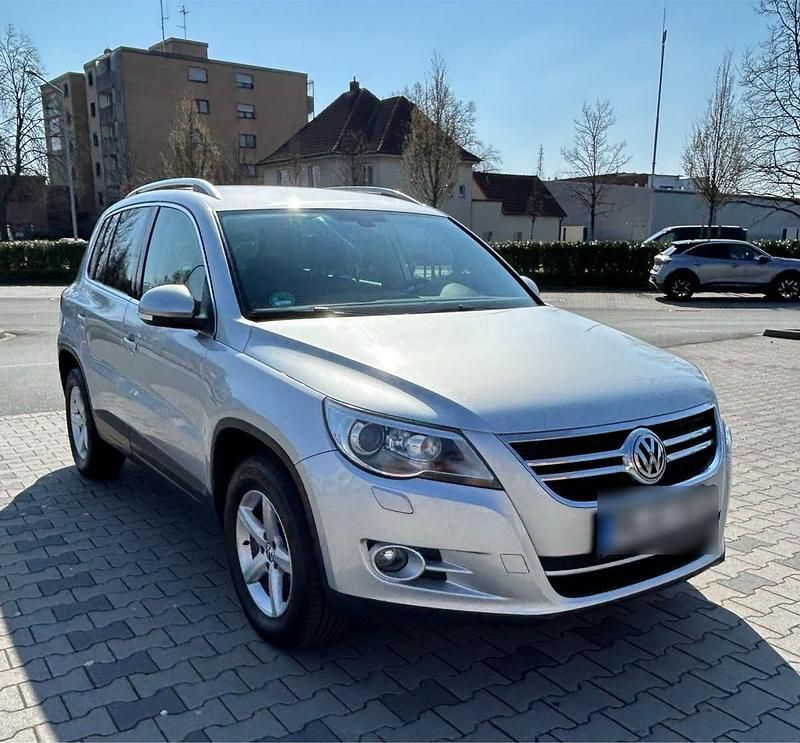 Gebraucht VW Tiguan 150 PS (110 kW) 2008 Silber SUV
