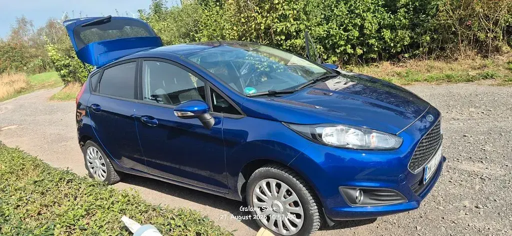 Gebraucht Ford Fiesta 80 PS (58 kW) 2017 Blau Kleinwagen