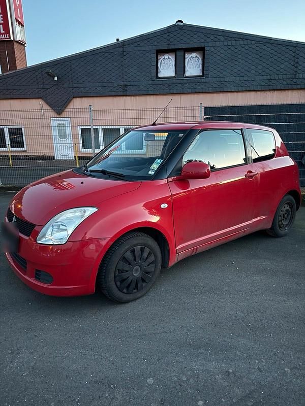 Gebraucht Suzuki Swift 92 PS (67 kW) 2006 Rot Kleinwagen