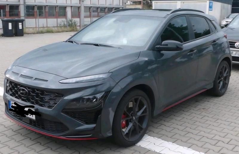 Grau Gebraucht 2023 Hyundai Kona N Performance SUV | 34.600 € (Fairer Preis) - Bild 1/4