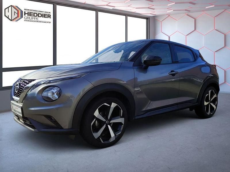 Gun metallic (m) Gebraucht 2021 Nissan Juke Tekna SUV | 17.990 € (Fairer Preis) - Bild 1/4