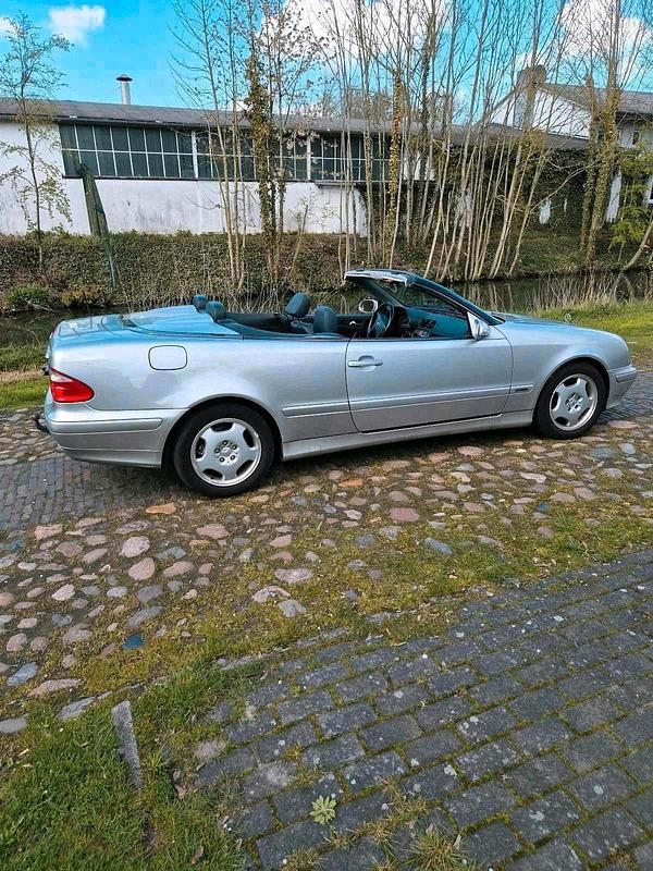 Gebraucht Mercedes CLK200 2003 Silber Cabrio