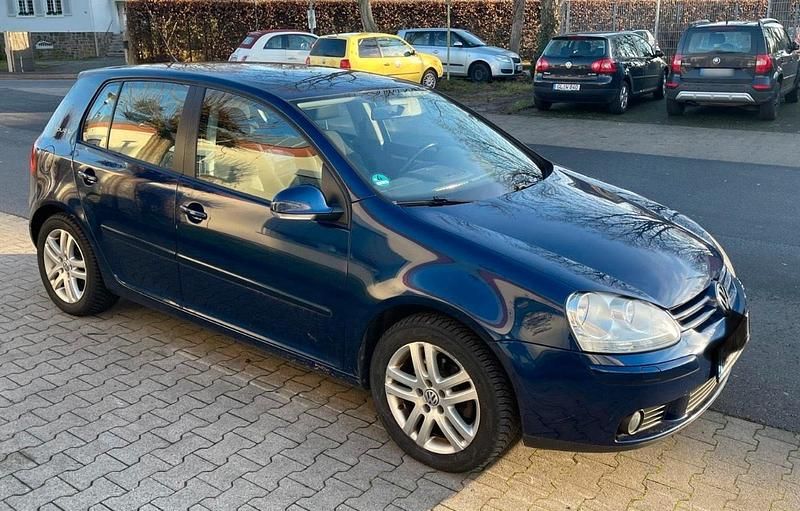 Gebraucht VW Golf V 105 PS (77 kW) 2007 Blau Limousine