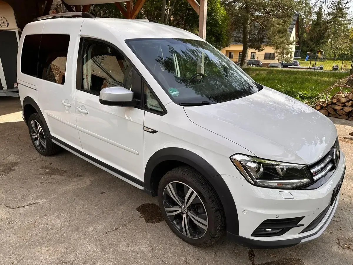 Gebraucht VW Caddy Life 122 PS (89 kW) 2020 Weiß Van / Kleinbus