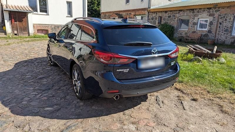 Second-hand Mazda 6 175 CP (128 kW) 2016 Albastru Break