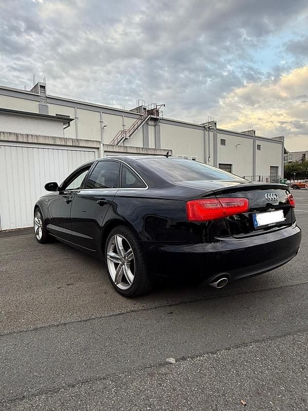 Schwarz Gebraucht 2012 Audi A6 S-Line Limousine | 9.999 € - Bild 1/4