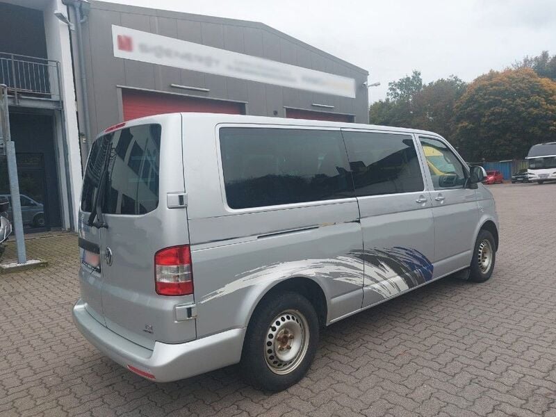 Gebraucht VW T5 Comfortline 140 PS (102 kW) 2013 Silber Van