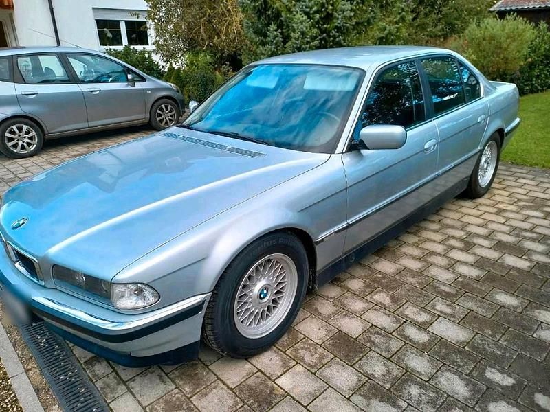 Second-hand BMW 728 192 CP (141 kW) 1997 Argintiu Berlinǎ