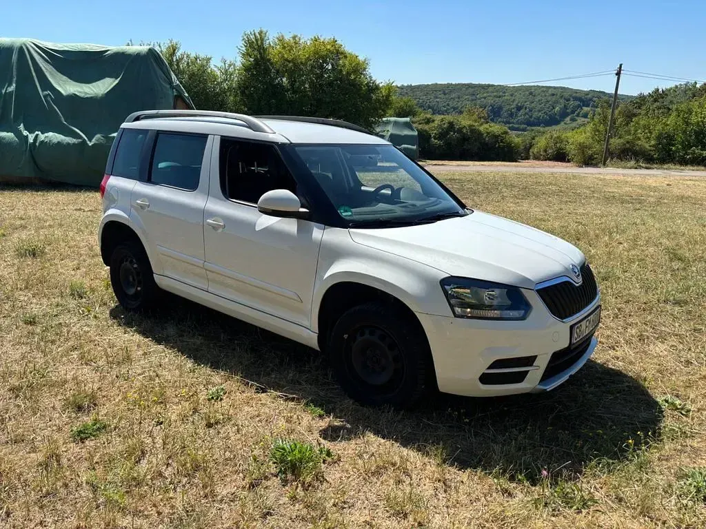 Gebraucht Skoda Yeti Active 105 PS (77 kW) 2014 Weiß SUV