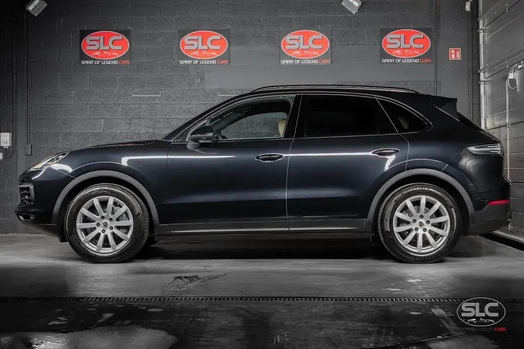 Gebraucht Porsche Cayenne S 441 PS (324 kW) 2022 Schwarz SUV