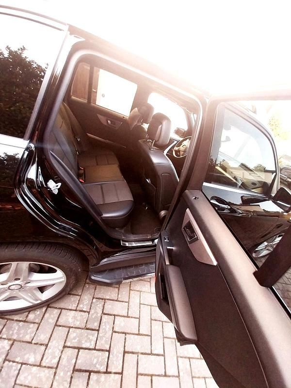 Gebraucht Mercedes GLK250 204 PS (150 kW) 2012 Schwarz SUV