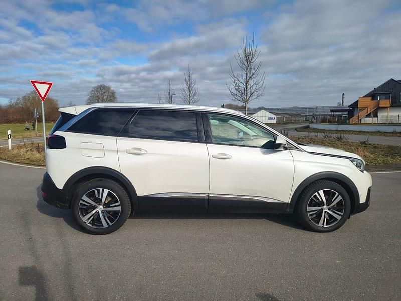 Gebraucht Peugeot 5008 120 PS (88 kW) 2018 SUV