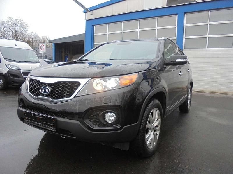 Ebony black(eb) Gebraucht 2012 Kia Sorento Spirit SUV | 11.490 € (Fairer Preis) - Bild 1/4