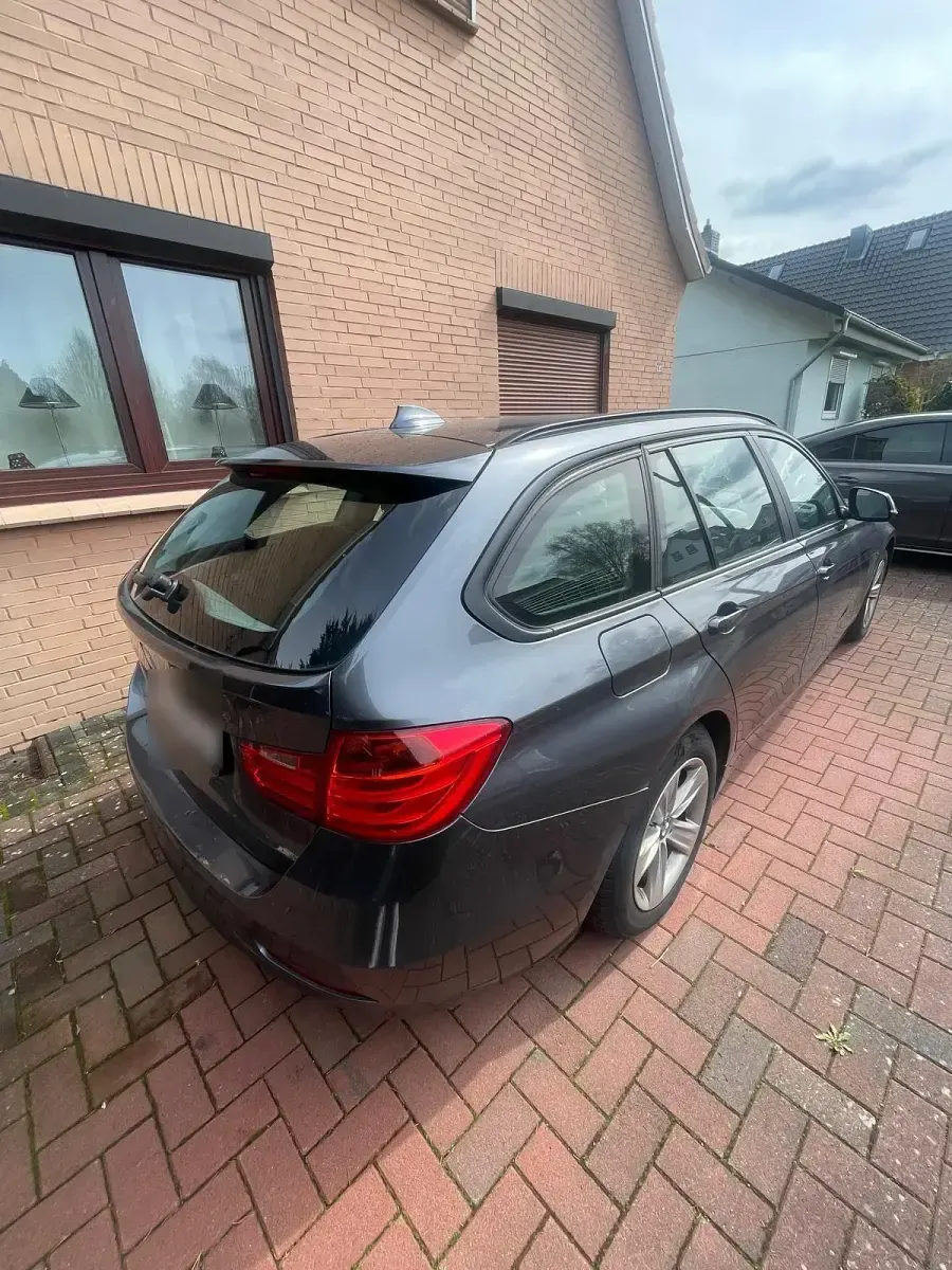 Brugt BMW 318 143 HK (105 kW) 2013 Grå Stationcar