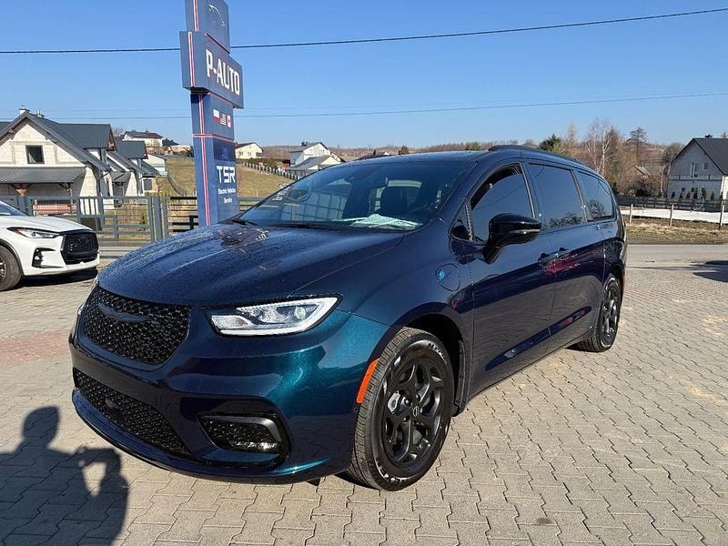 Gebraucht Chrysler Pacifica 354 PS (260 kW) 2025 Blau Van