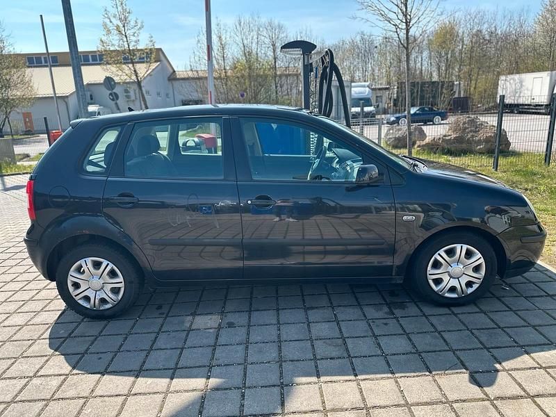 Brugt VW Polo 75 HK (55 kW) 2003 Sort Sedan