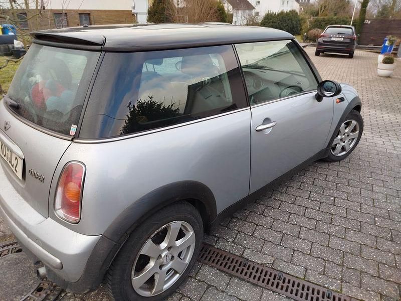 Gebraucht Mini Cooper 116 PS (85 kW) 2001 Silber Kleinwagen