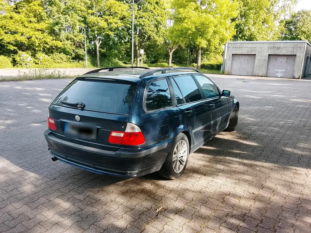 Gebraucht BMW 316 116 PS (85 kW) 2004 Blau Kombi
