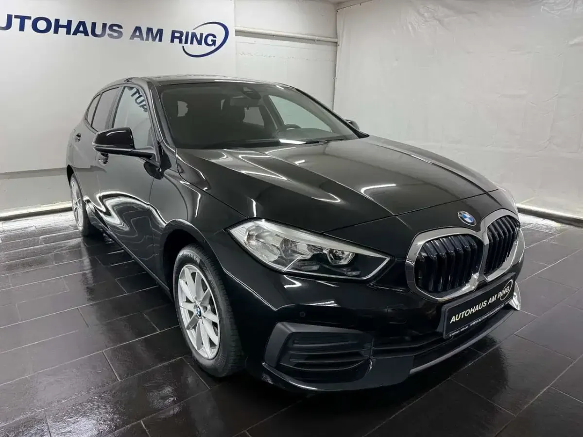 Gebraucht BMW 116 116 PS (85 kW) 2023 Schwarz Kleinwagen