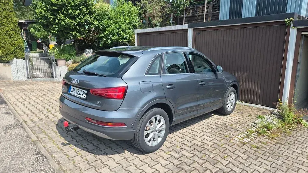 Gebraucht Audi Q3 Ambiente 184 PS (135 kW) 2018 Grau SUV