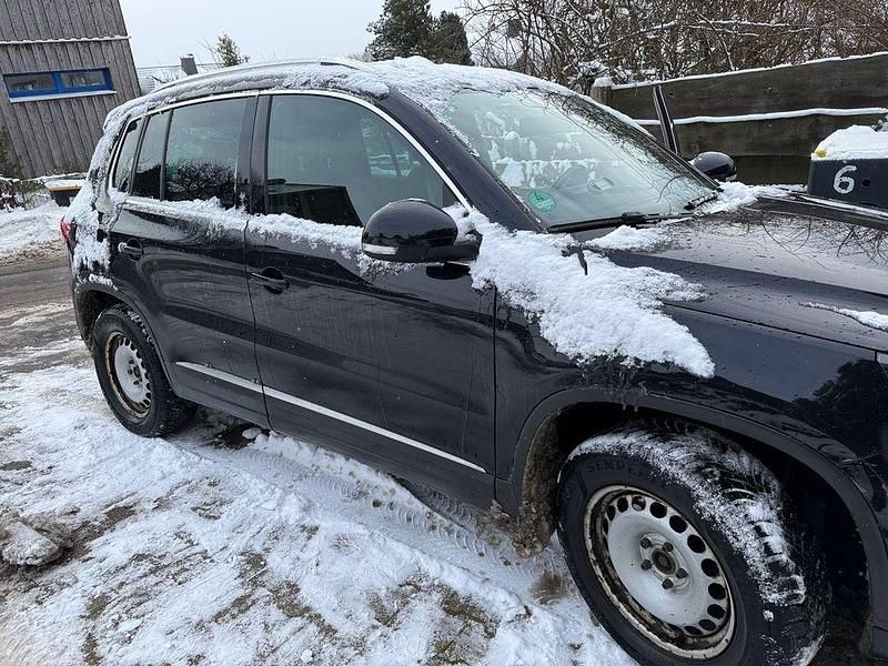 Schwarz Gebraucht 2013 VW Tiguan Life SUV | 11.500 € (Fairer Preis) - Bild 1/4