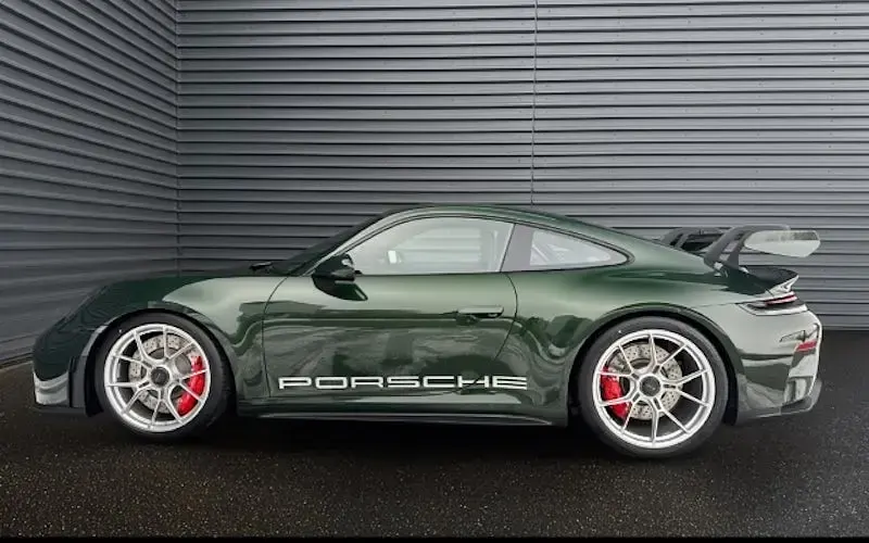 Neu Porsche 911 GT3 510 PS (375 kW) 2026 Oakgrünmetallic neo Coupé