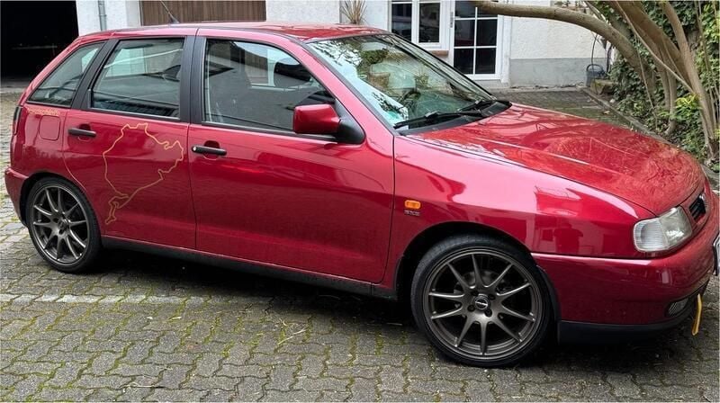 Rot Gebraucht 1998 Seat Ibiza Kleinwagen | 2.100 € (Etwas zu teuer) - Bild 1/4
