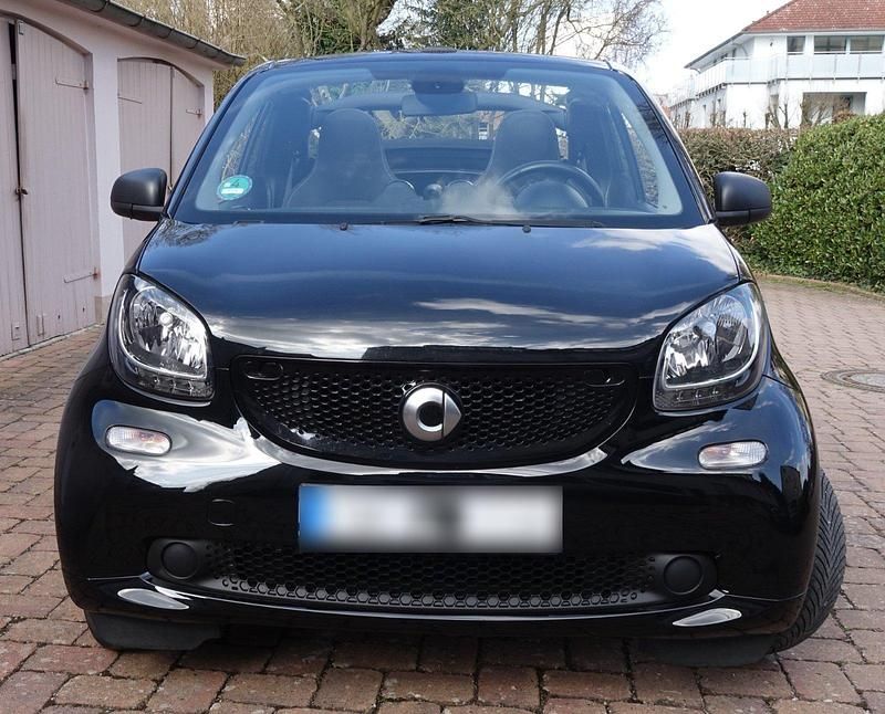 Gebraucht Smart ForTwo Cabrio 90 PS (66 kW) 2019 Schwarz Cabrio