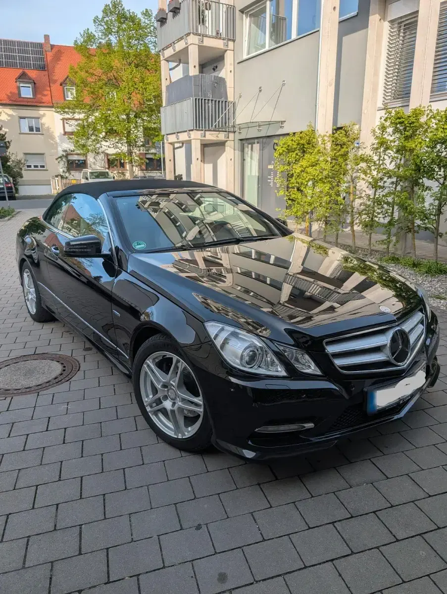 Gebraucht Mercedes E350 AMG 265 PS (194 kW) 2012 Schwarz Cabrio