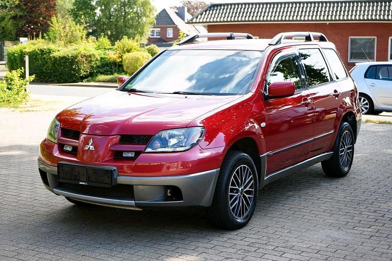 Rot Gebraucht 2004 Mitsubishi Outlander SUV | 3.950 € (Fairer Preis) - Bild 1/4