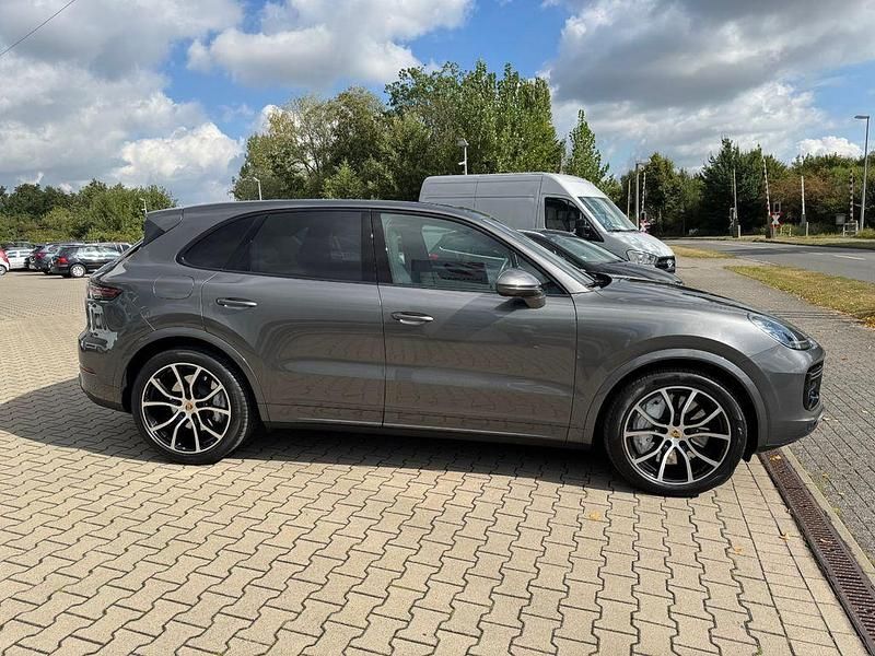 Gebraucht Porsche Cayenne Turbo 549 PS (403 kW) 2019 Grau SUV