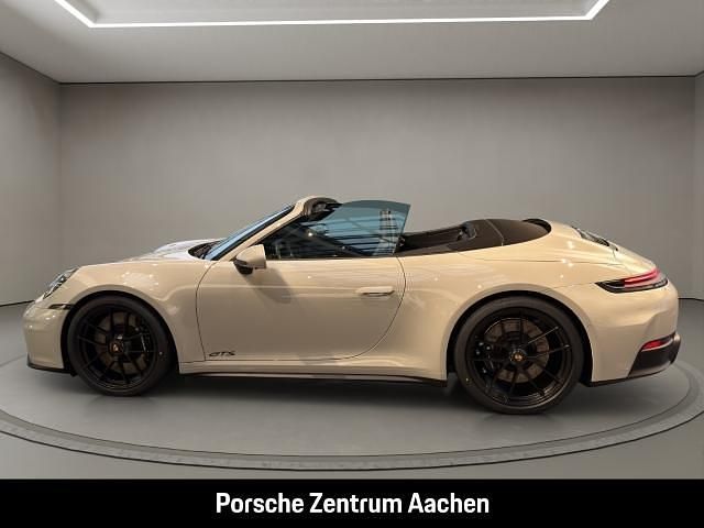 Neu Porsche 911 Carrera 4 Cabriolet 541 PS (397 kW) 2025 Weiss Cabrio
