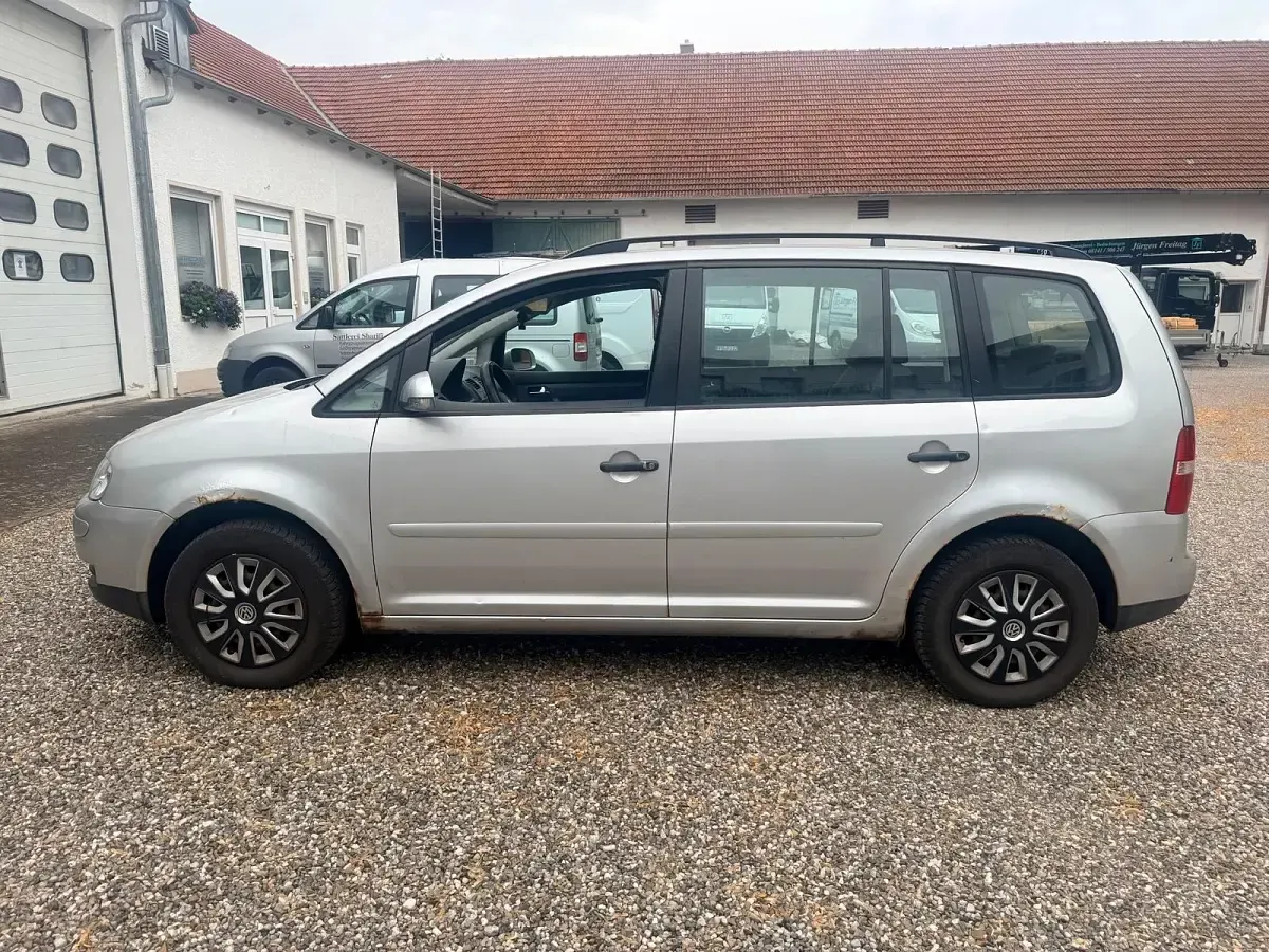 Gebraucht VW Touran 105 PS (77 kW) 2006 Grau Van / Kleinbus
