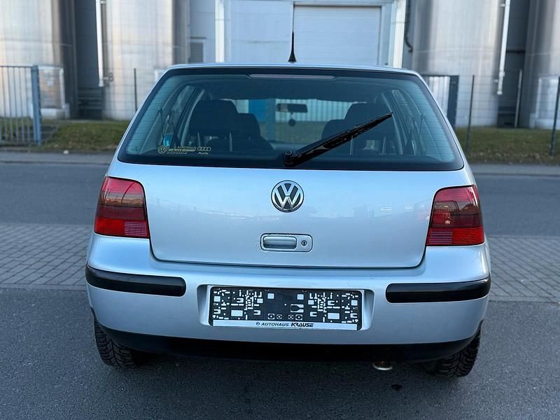 Gebraucht VW Golf IV 110 PS (80 kW) 2002 Silber Limousine