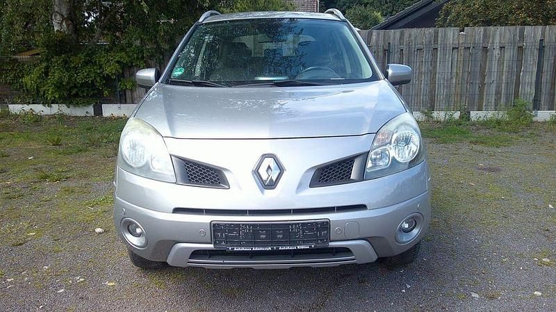 Grau Gebraucht 2009 Renault Koleos Dynamique SUV | 3.300 € (Guter Preis) - Bild 1/4