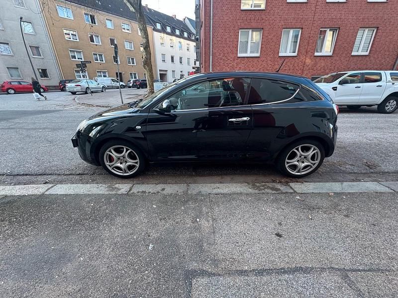 Gebraucht Alfa Romeo MiTo 155 PS (114 kW) 2008 Schwarz Kleinwagen
