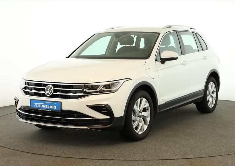Pure white Gebraucht 2021 VW Tiguan Elegance SUV | 25.880 € (Superpreis) - Bild 1/4