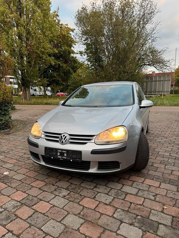 Silber Gebraucht 2005 VW Golf V Coupé | 1.490 € (Fairer Preis) - Bild 1/4